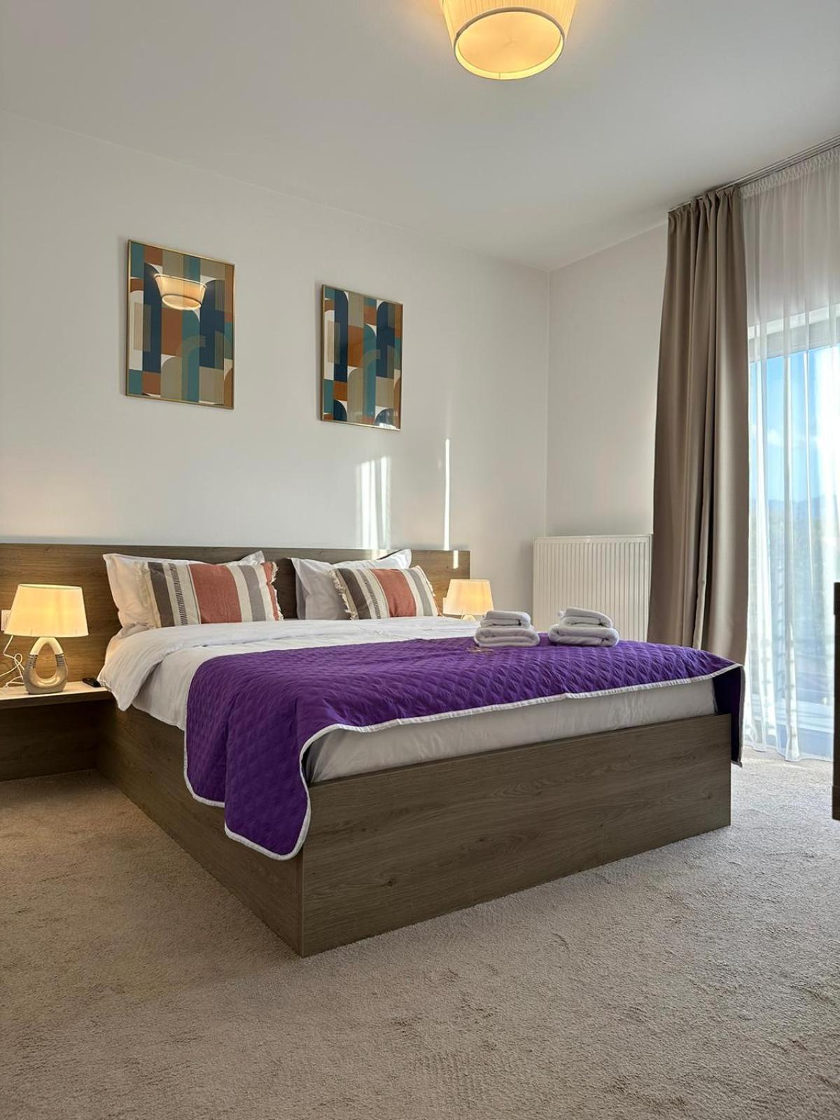 Luxury Glam Apartments & Studios Near Coresi Mall براشوف المظهر الخارجي الصورة