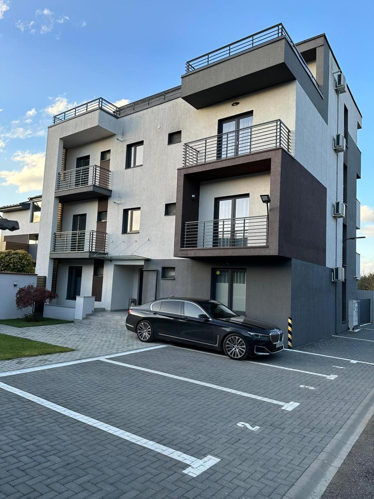 Luxury Glam Apartments & Studios Near Coresi Mall براشوف المظهر الخارجي الصورة